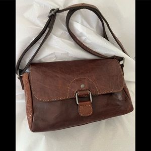 Jack Georges Voyager Collection Emma Petite Crossbody/Shoulder Leather Bag EUC